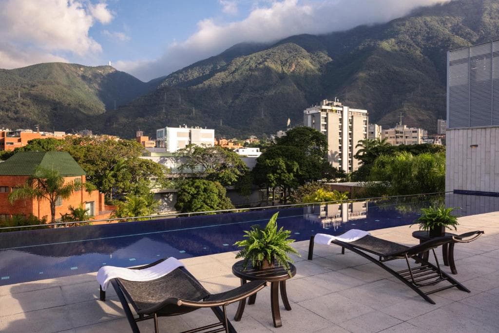 Foto 1 de HOTEL CAYENA CARACAS